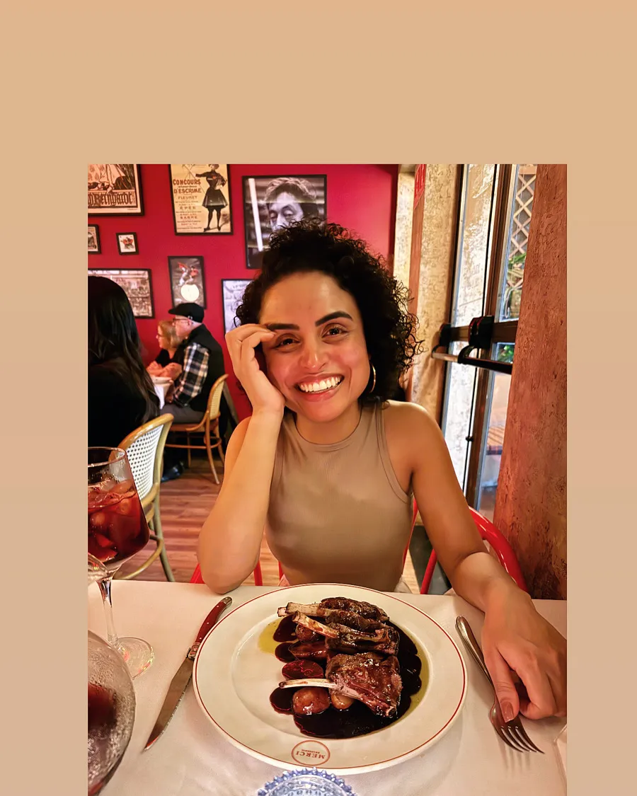 Dra. Cléo Salustiano, dentista na Mooca, São Paulo