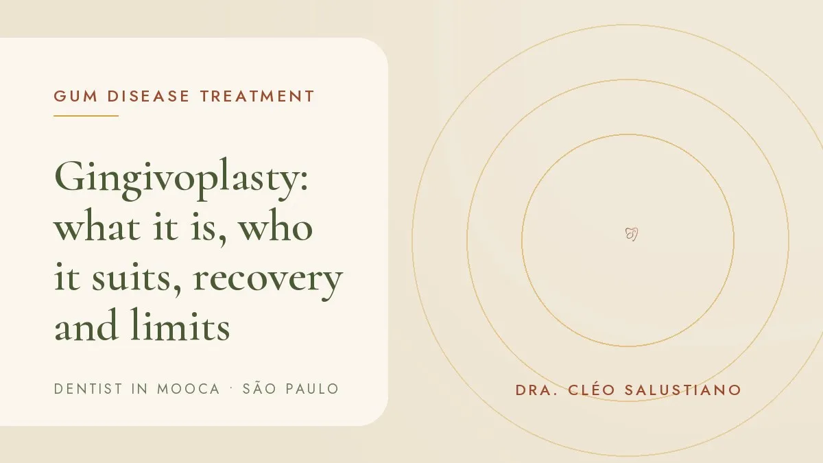 Smile with a balanced gum line — cover of the article 'Gingivoplasty: what it is, who it suits, recovery and limits', from the office of Dr. Cléo Salustiano, dentist in Mooca, São Paulo.