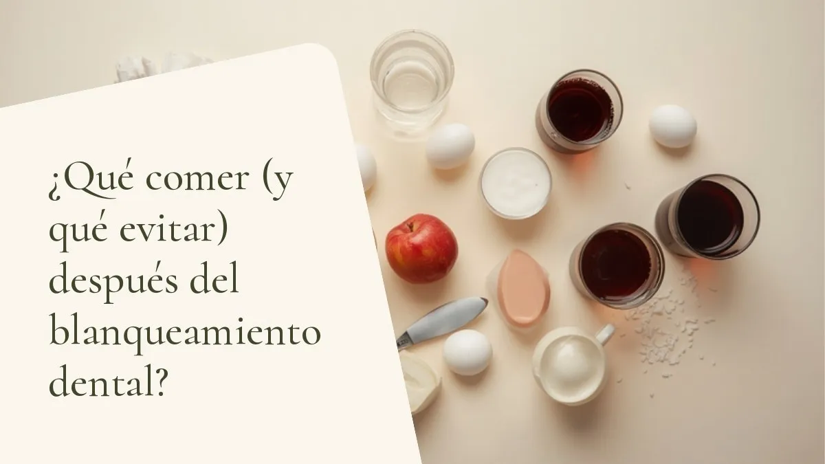 Objetos de odontología relacionados con el tema sobre una superficie clara: portada del artículo '¿Qué comer (y qué evitar) después del blanqueamiento dental?', del consultorio de la Dra. Cléo Salustiano, dentista en Mooca, São Paulo.