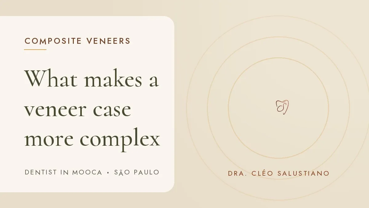 Aesthetic dentistry instruments on a light surface — cover of the article 'What makes a veneer case more complex', from the dental office of Dr. Cléo Salustiano, dentist in Mooca, São Paulo.
